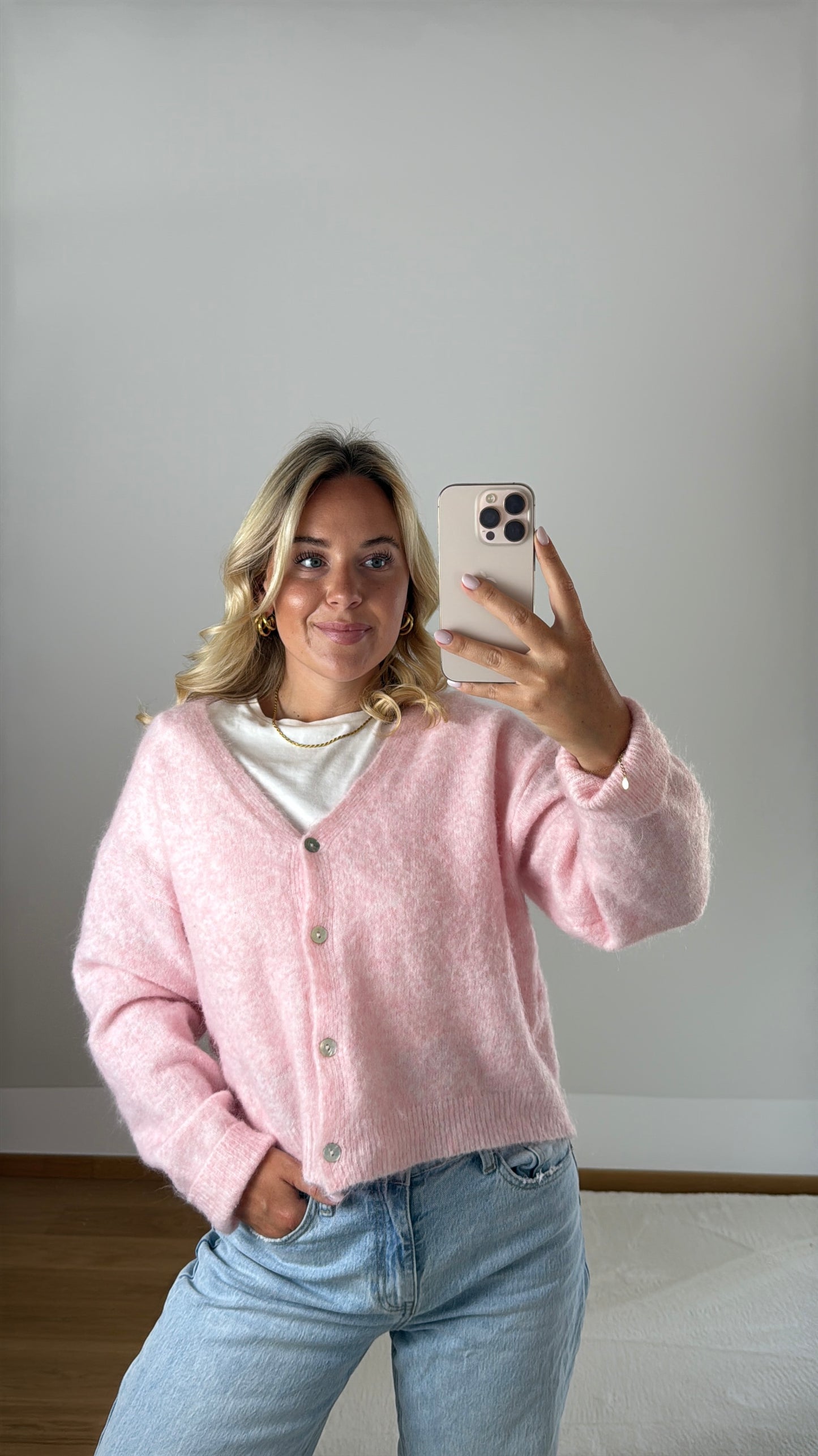 Cardigan mit V-Ausschnitt Blair - hellrosa