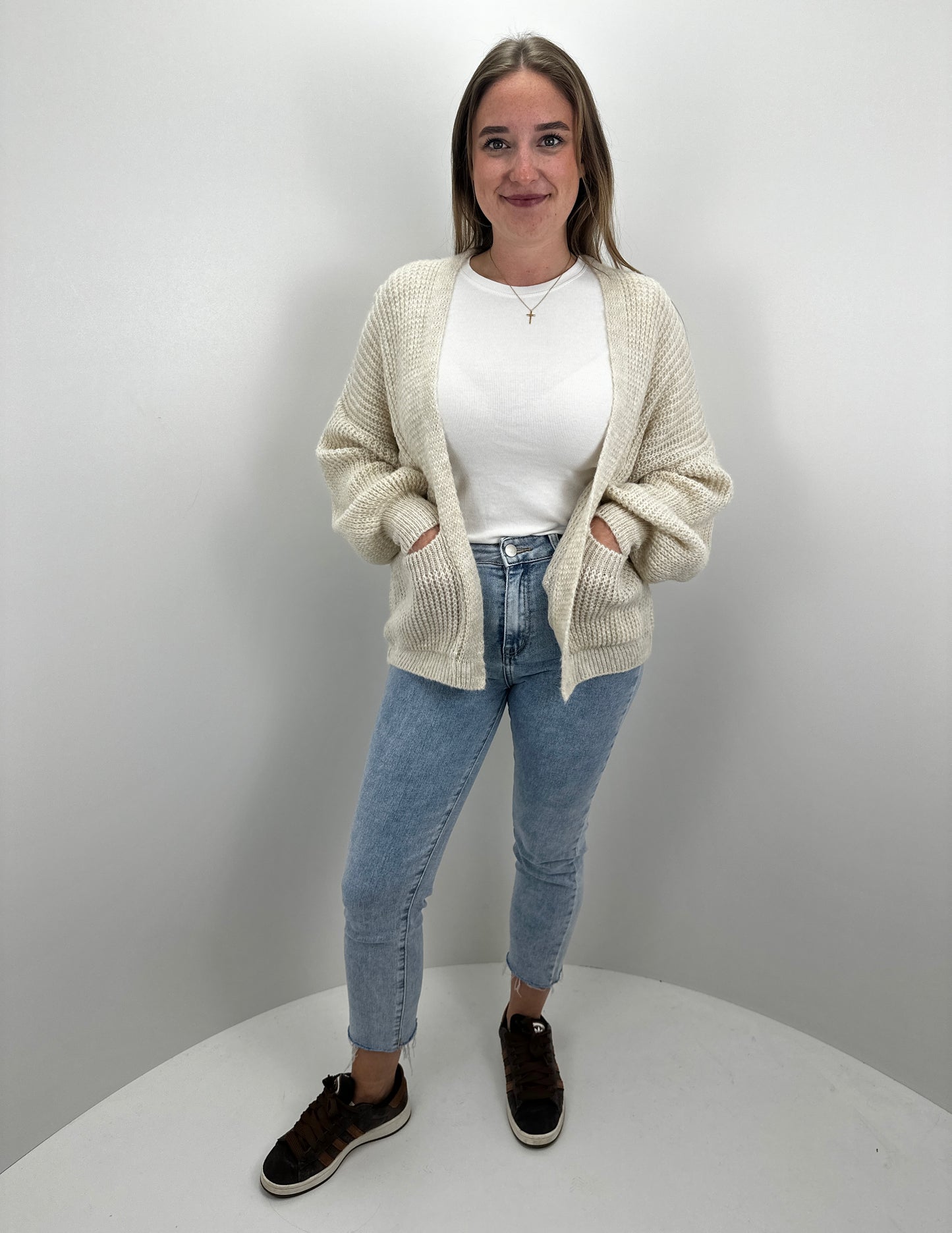 Basic Cardigan mit Ballonärmeln - beige