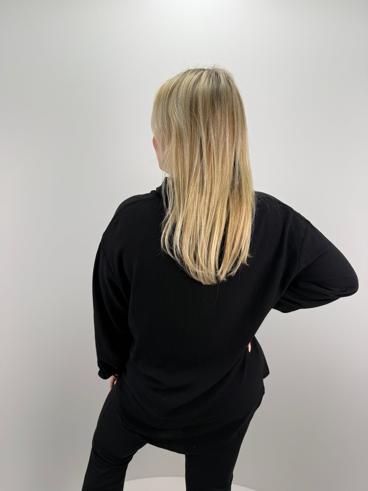 Lange Leinenbluse Stella - schwarz