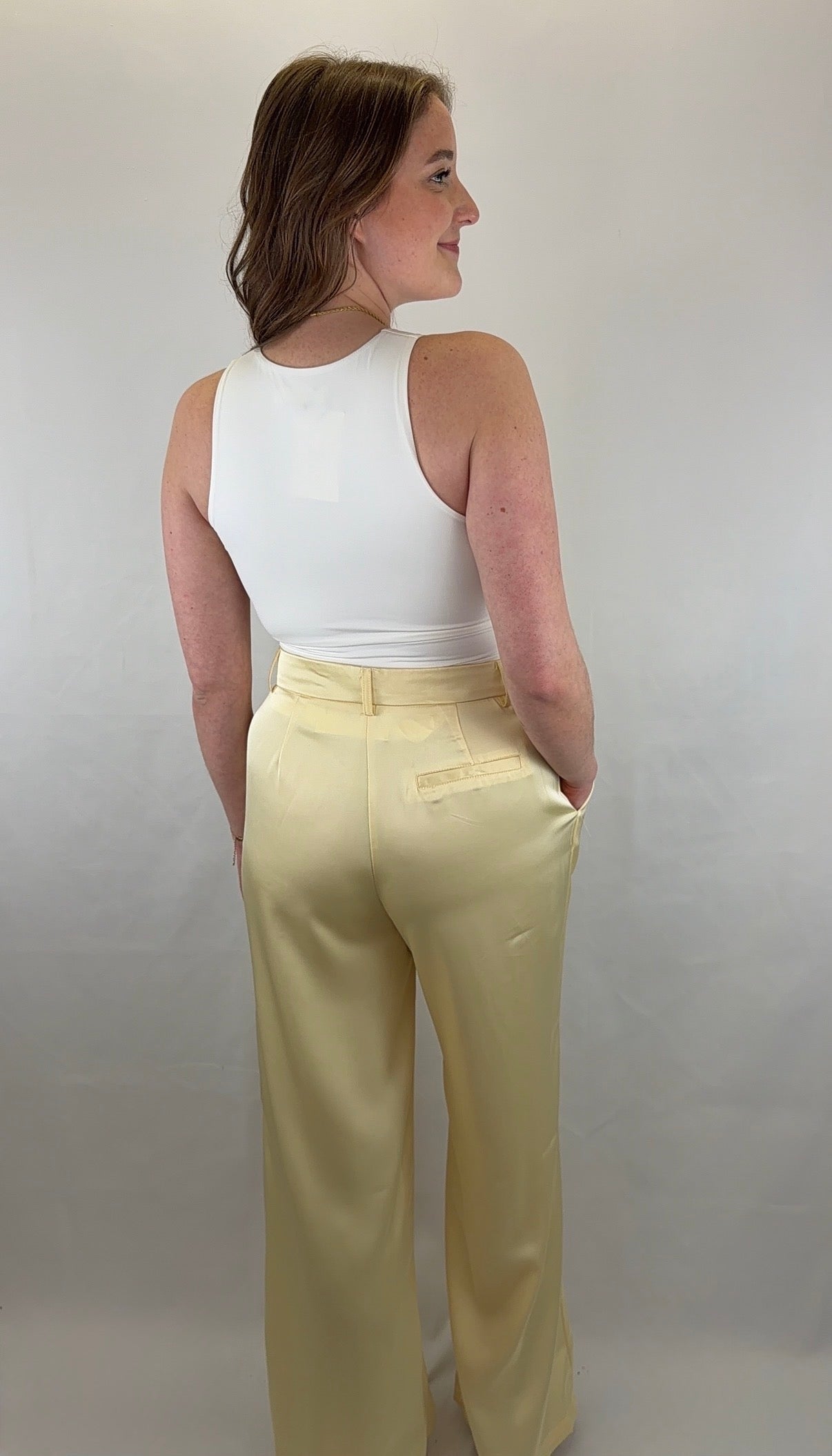 Satinhose Arina - gelb