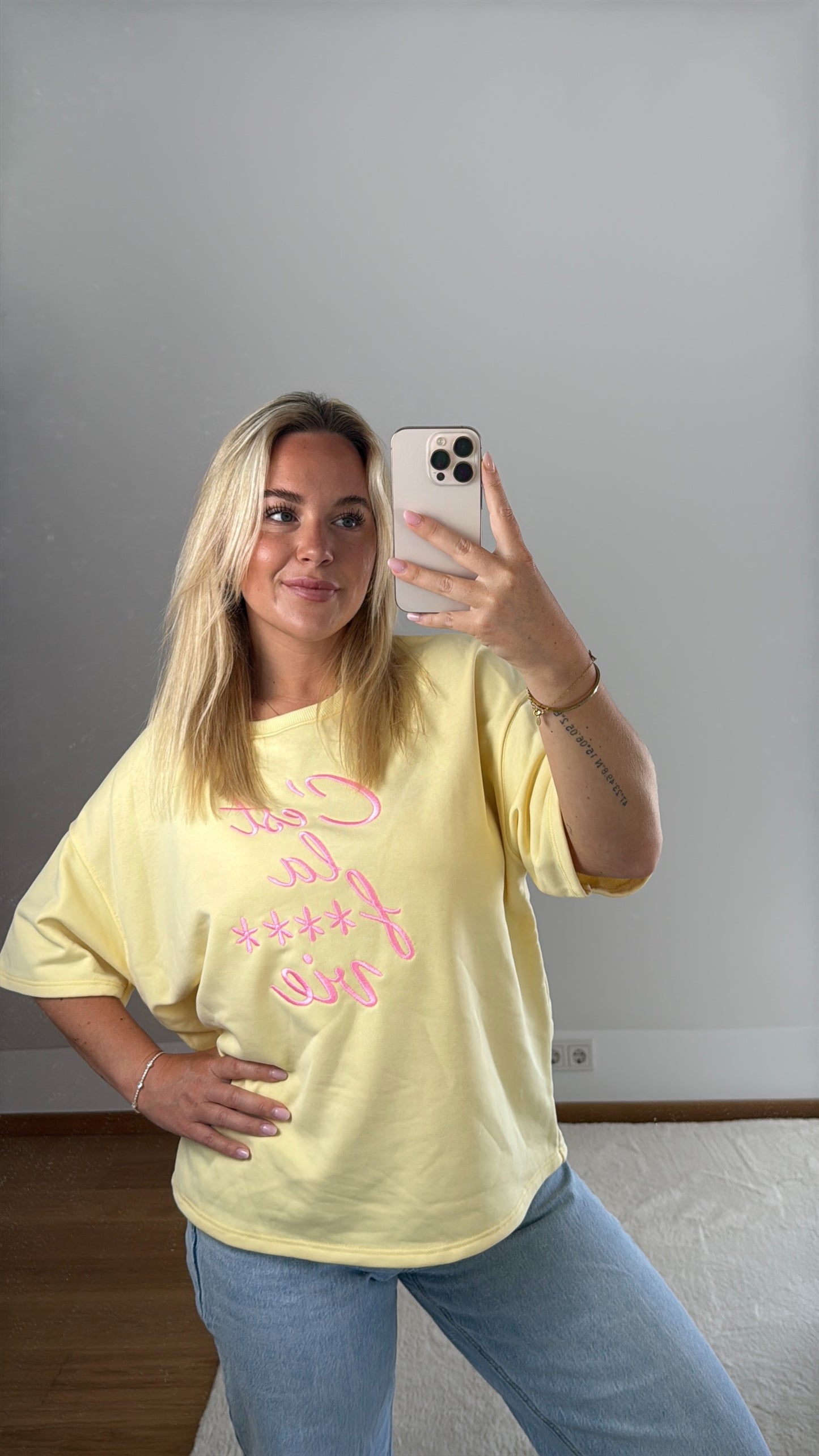 Oversize T-Shirt C‘est La Vie - gelb