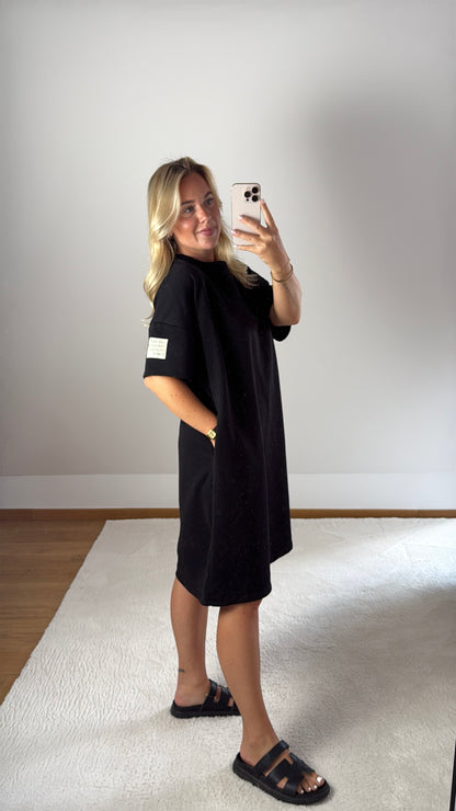 T-Shirt-Kleid Patch - schwarz