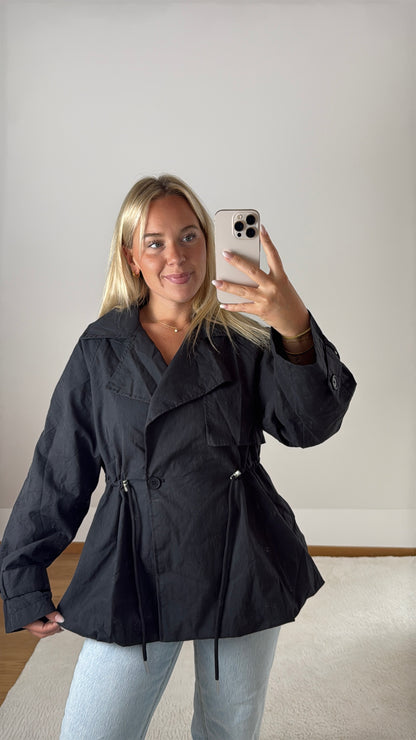 Trenchcoat Kim