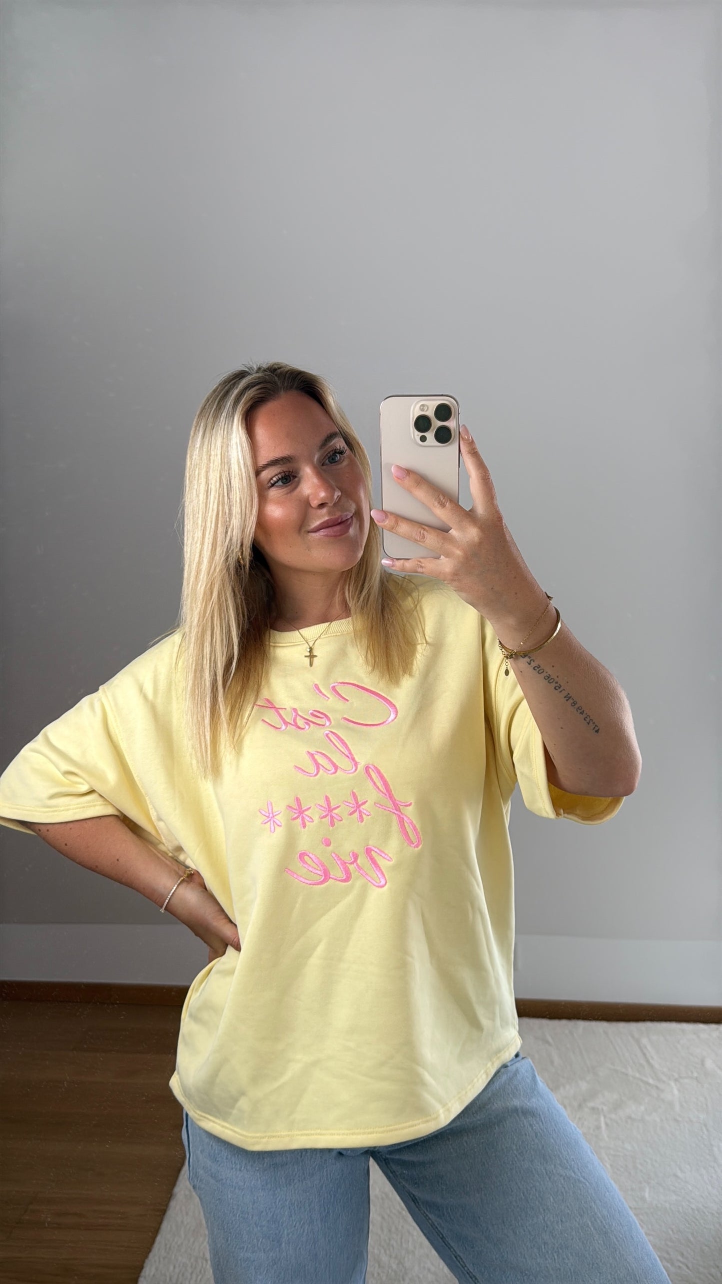 Oversize T-Shirt C‘est La Vie - gelb
