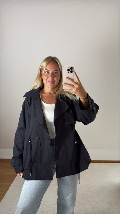 Trenchcoat Kim