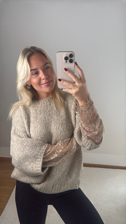 Strickpullover Louisa mit Spitze