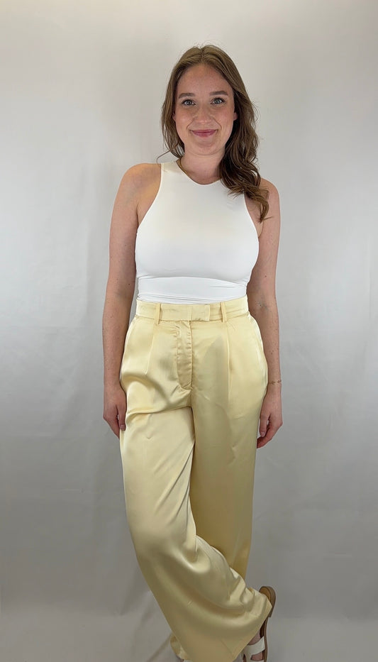 Satinhose Arina - gelb