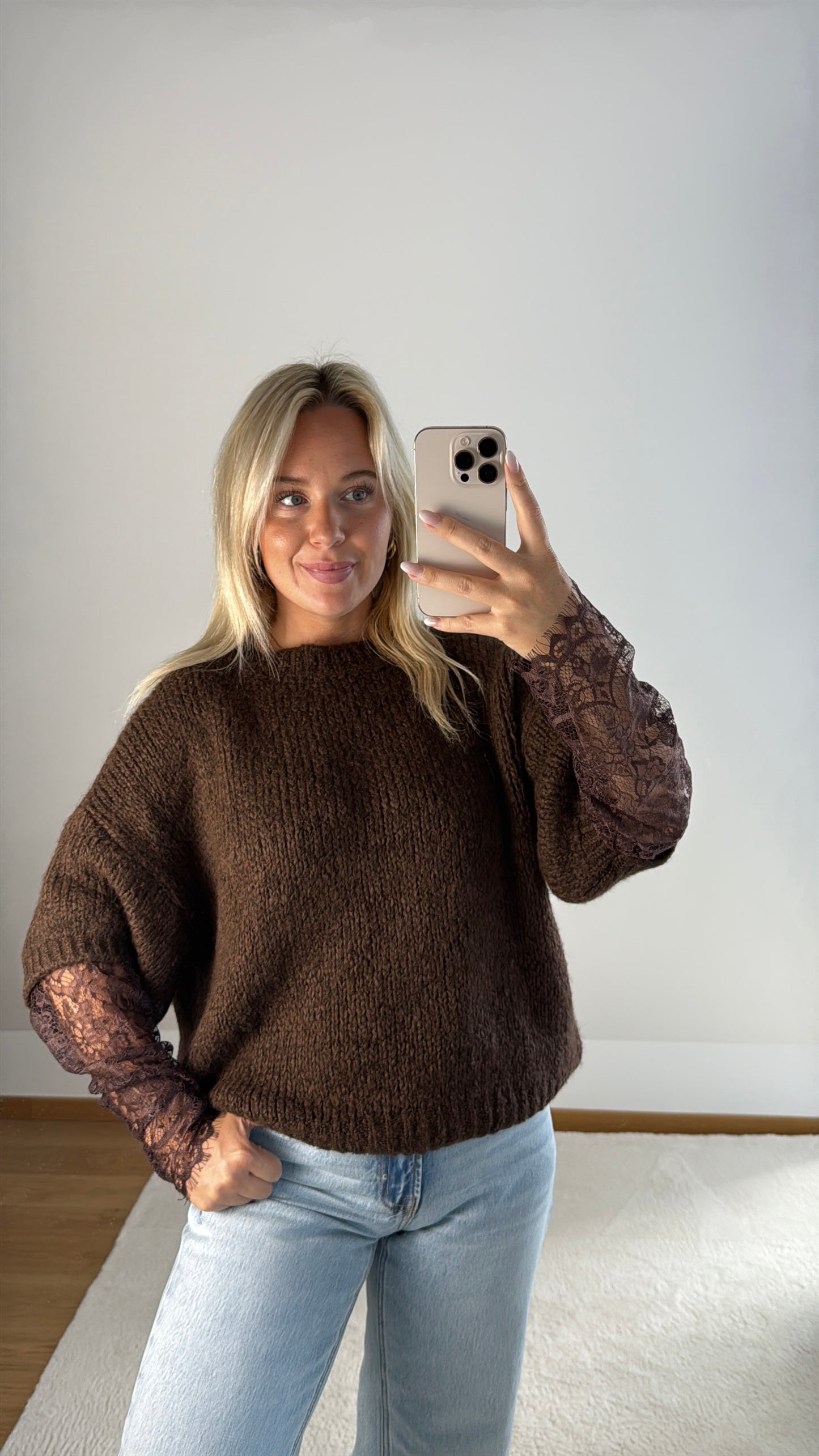 Strickpullover Louisa mit Spitze - braun