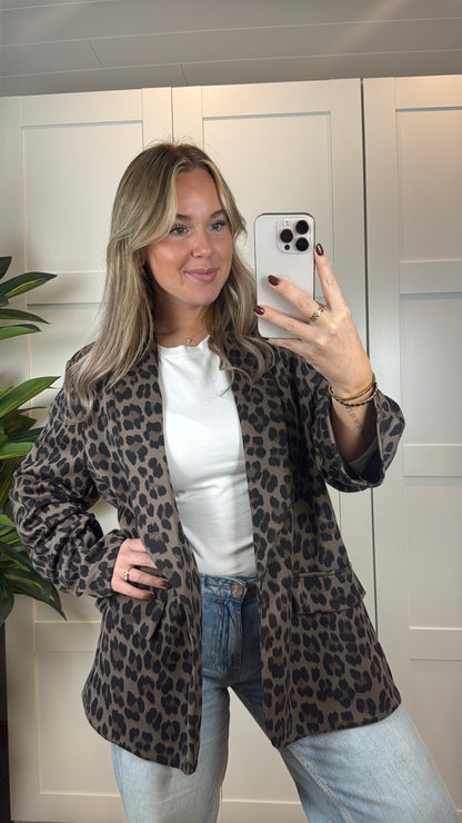 Blazer Cleo mit Leomuster