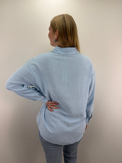 Lange Leinenbluse Stella - hellblau