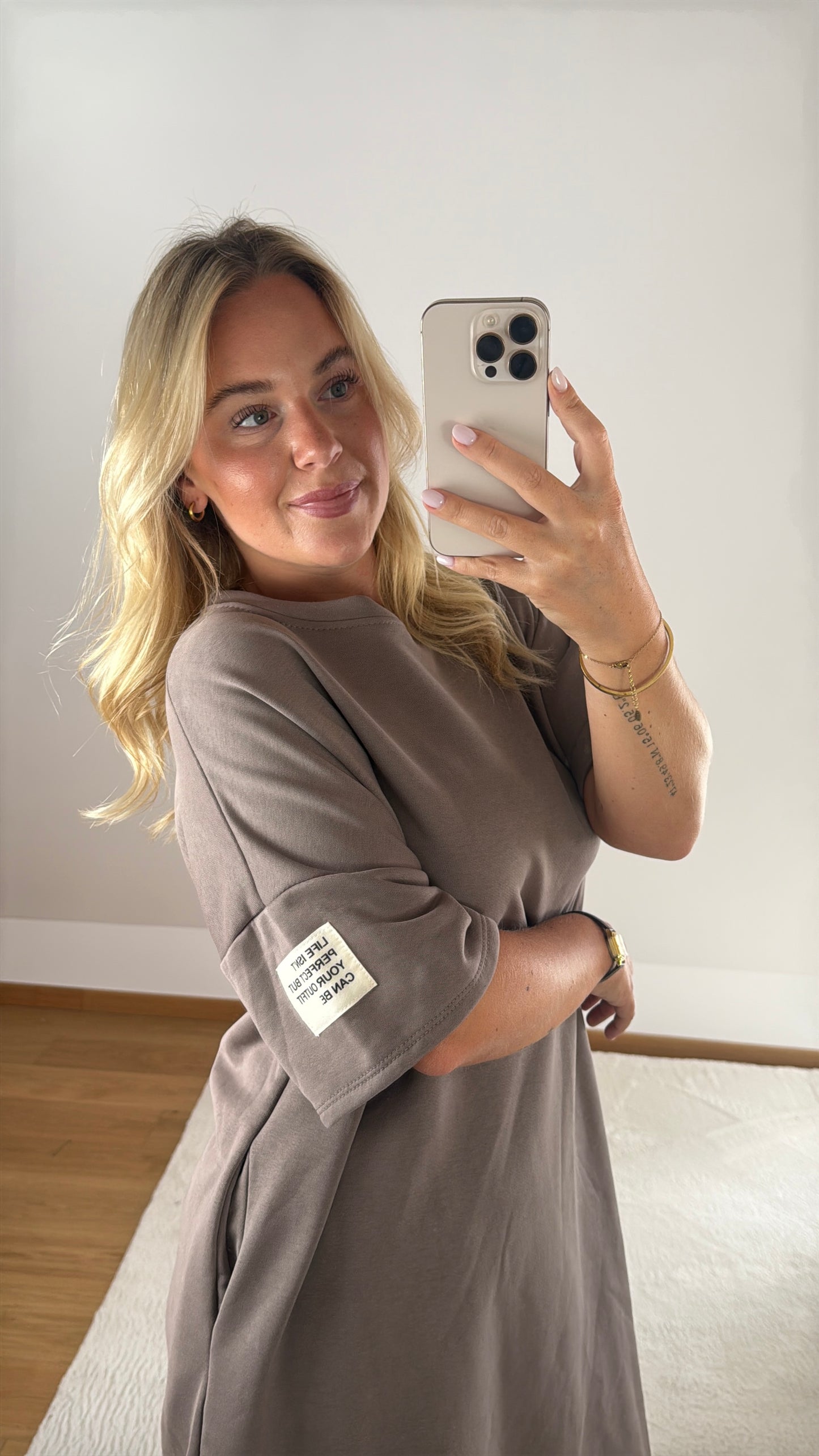 T-Shirt-Kleid Patch