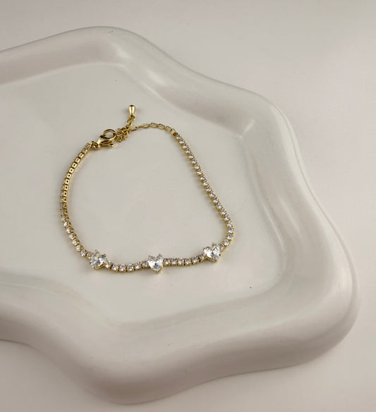 Armband - golden Three Hearts