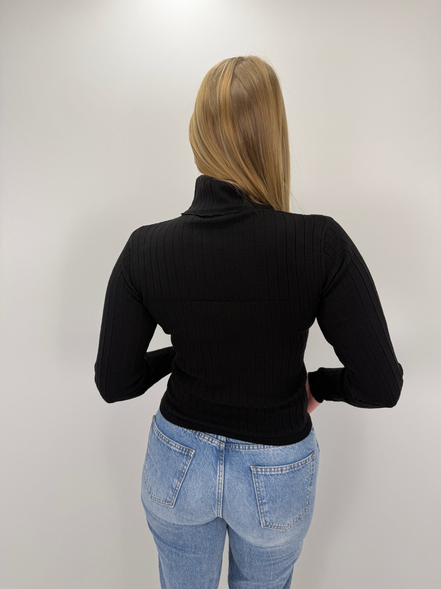 Rollkragenpullover Jasmin - schwarz