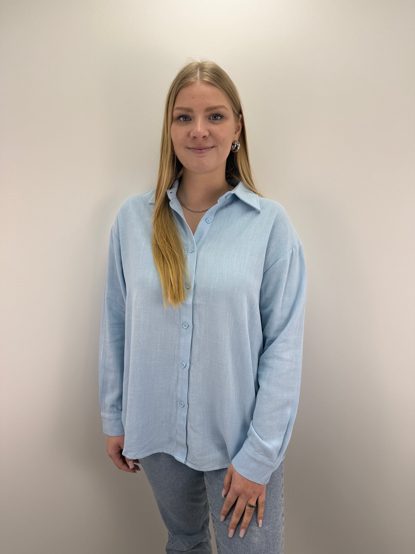 Lange Leinenbluse Stella - hellblau