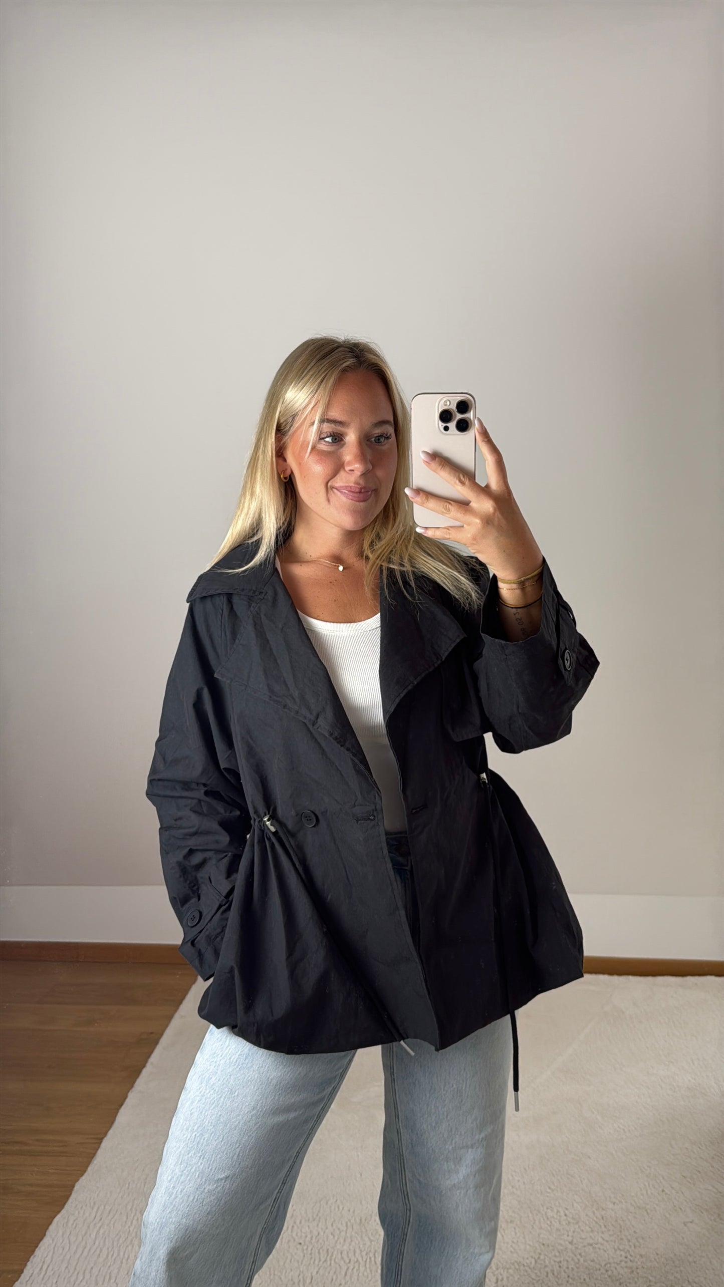 Trenchcoat Kim
