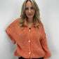 Oversize Cardigan mit goldenen Knöpfen - Koralle