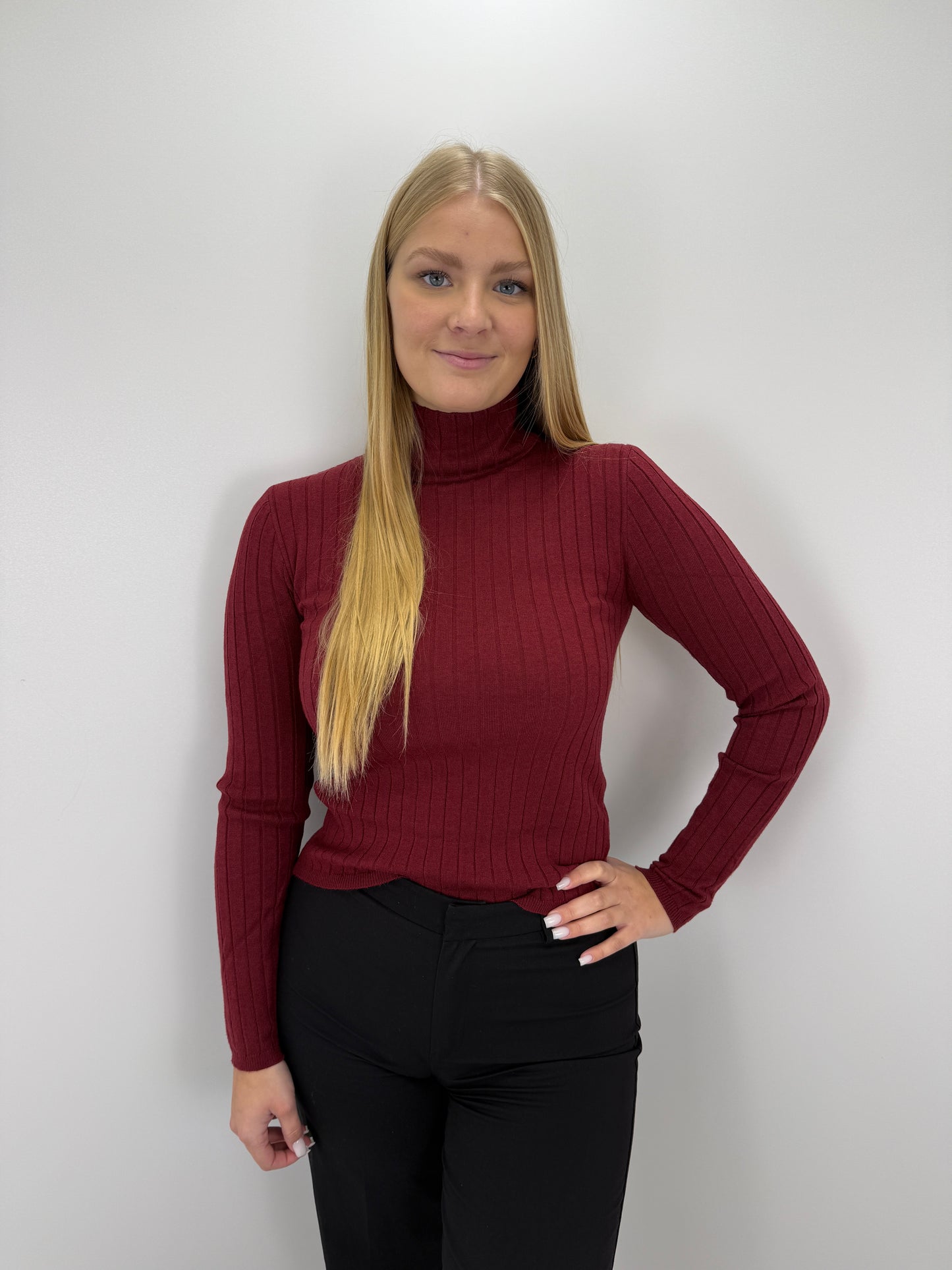 Rollkragenpullover Jasmin - bordeaux
