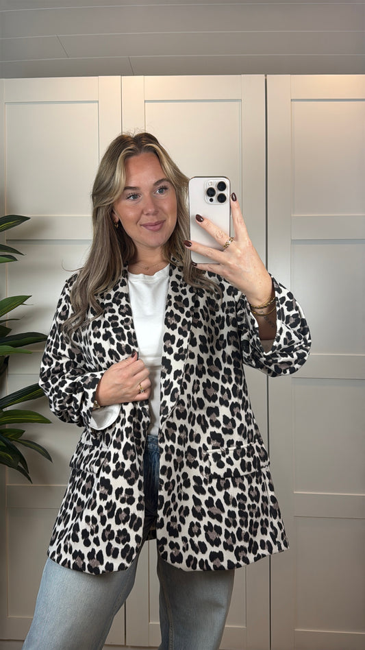 Blazer Cleo mit Leomuster