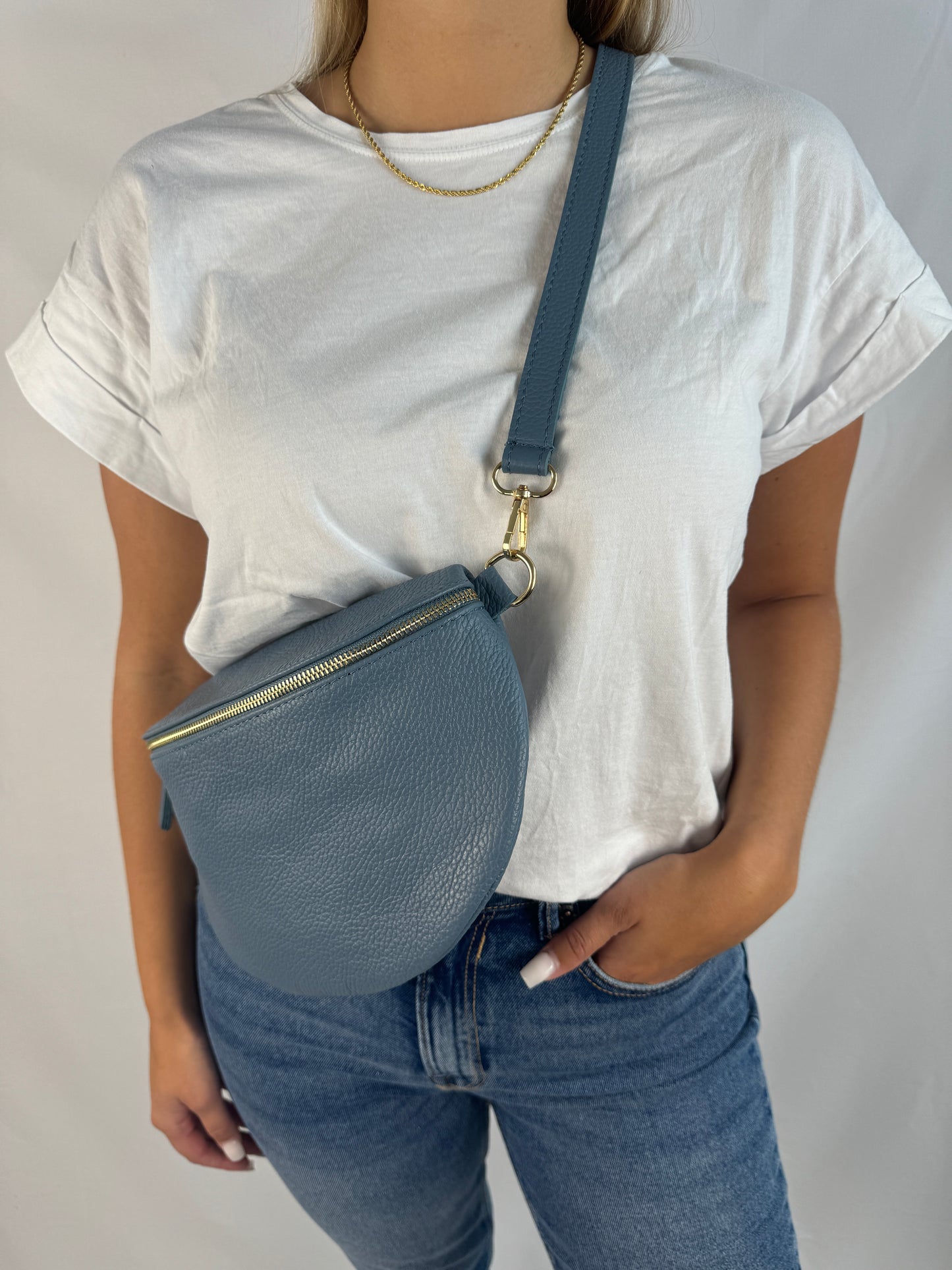 Banana Bag - jeansblau/gold