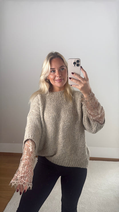 Strickpullover Louisa mit Spitze