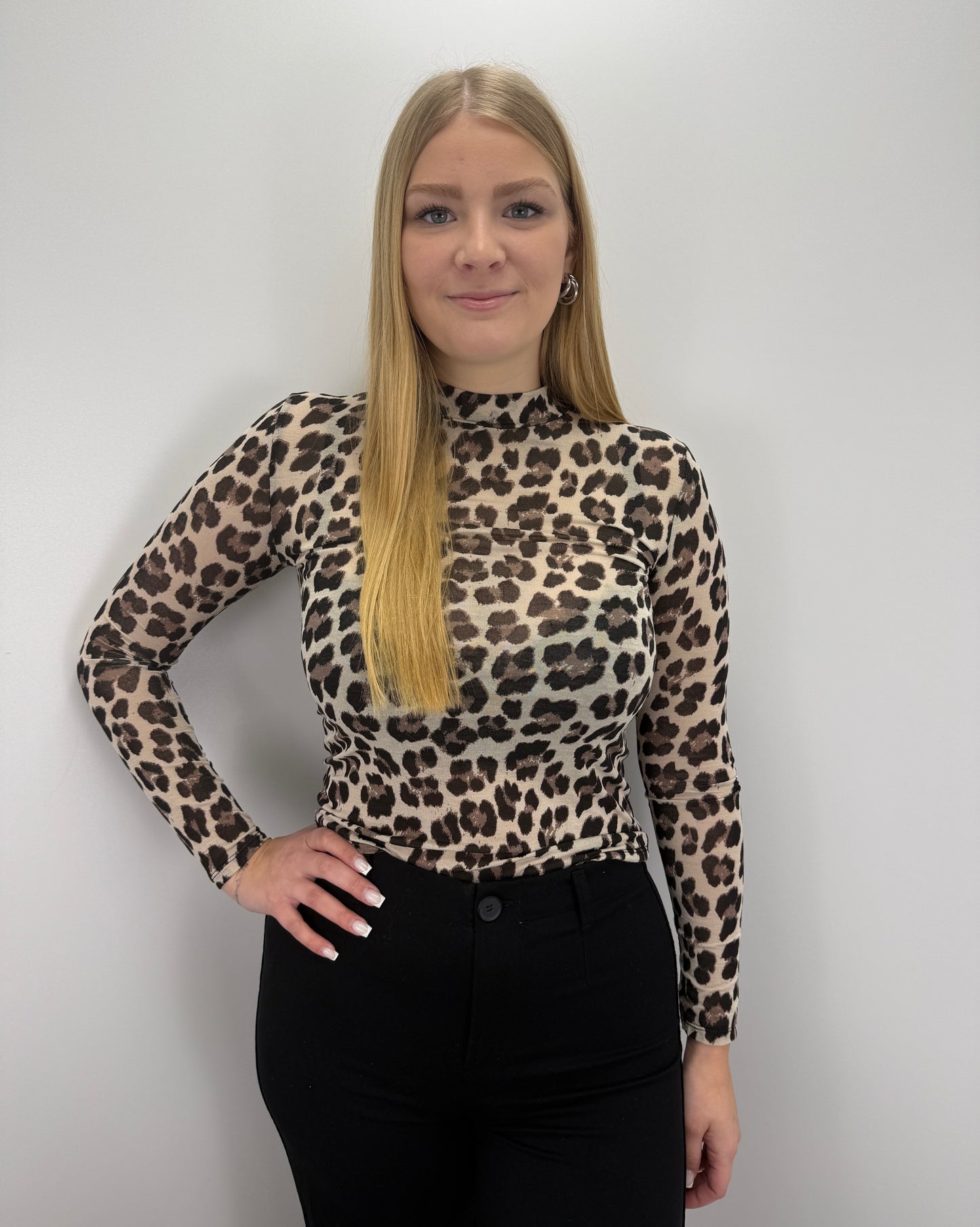 Cashmere Longsleeve Leoprint mit Kragen - beige