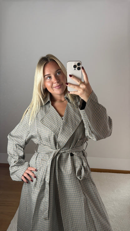 Langer Trenchcoat Joy