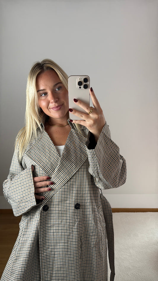 Langer Trenchcoat Joy