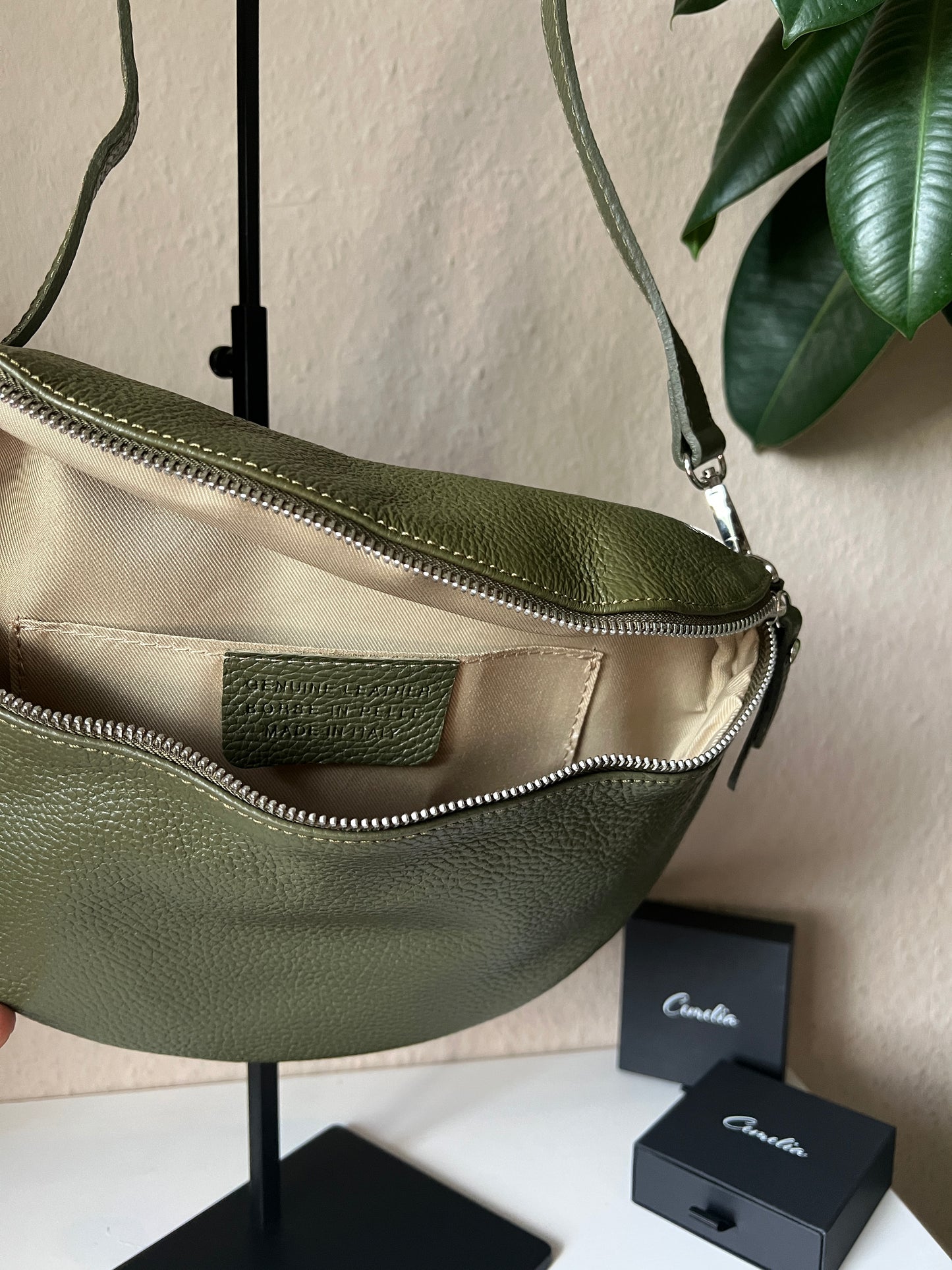 Banana Bag - khaki/silber